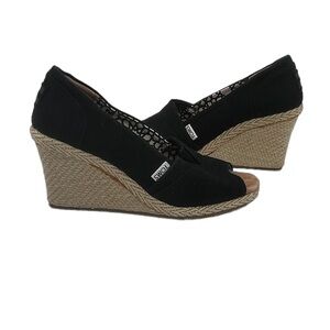 TOMS Black Espadrille Peep Toe Wedge Sandals Size 7.5 Women’s